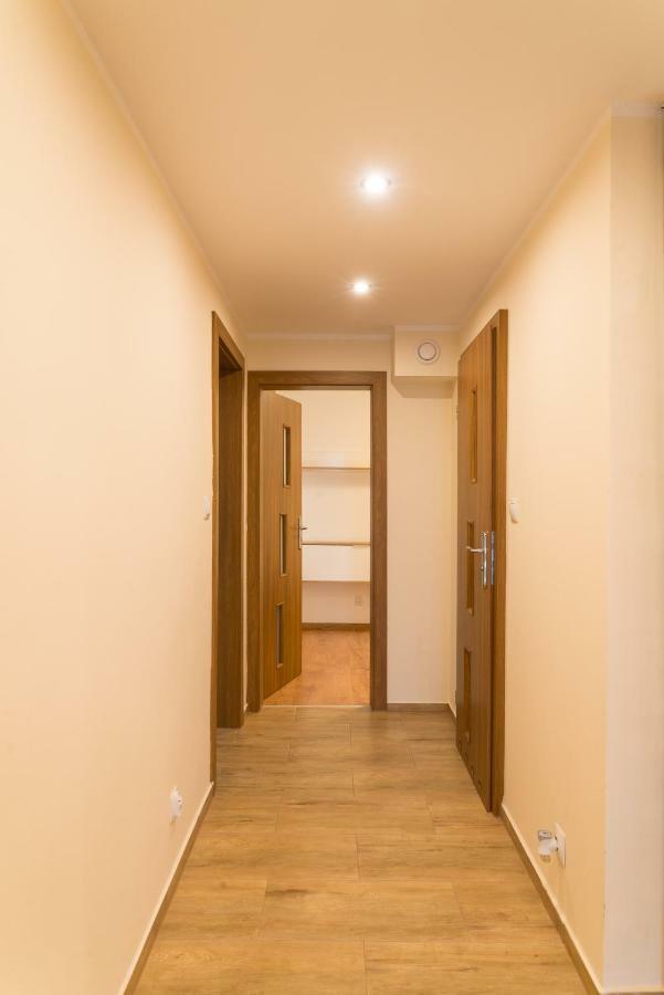 Appartamento Na Urlop - Centrum - Przy Amfiteatrze - 500m Do Basenow